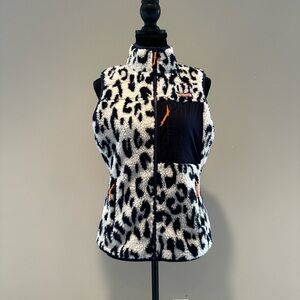 Vineyard Vines Navy and White Fleece Vest